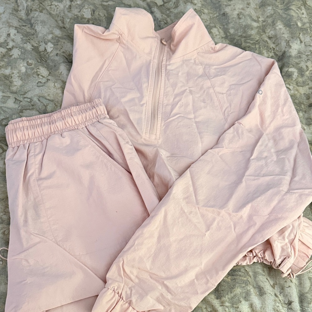 ALO Blush Pink Two-Piece Windbreaker Set
